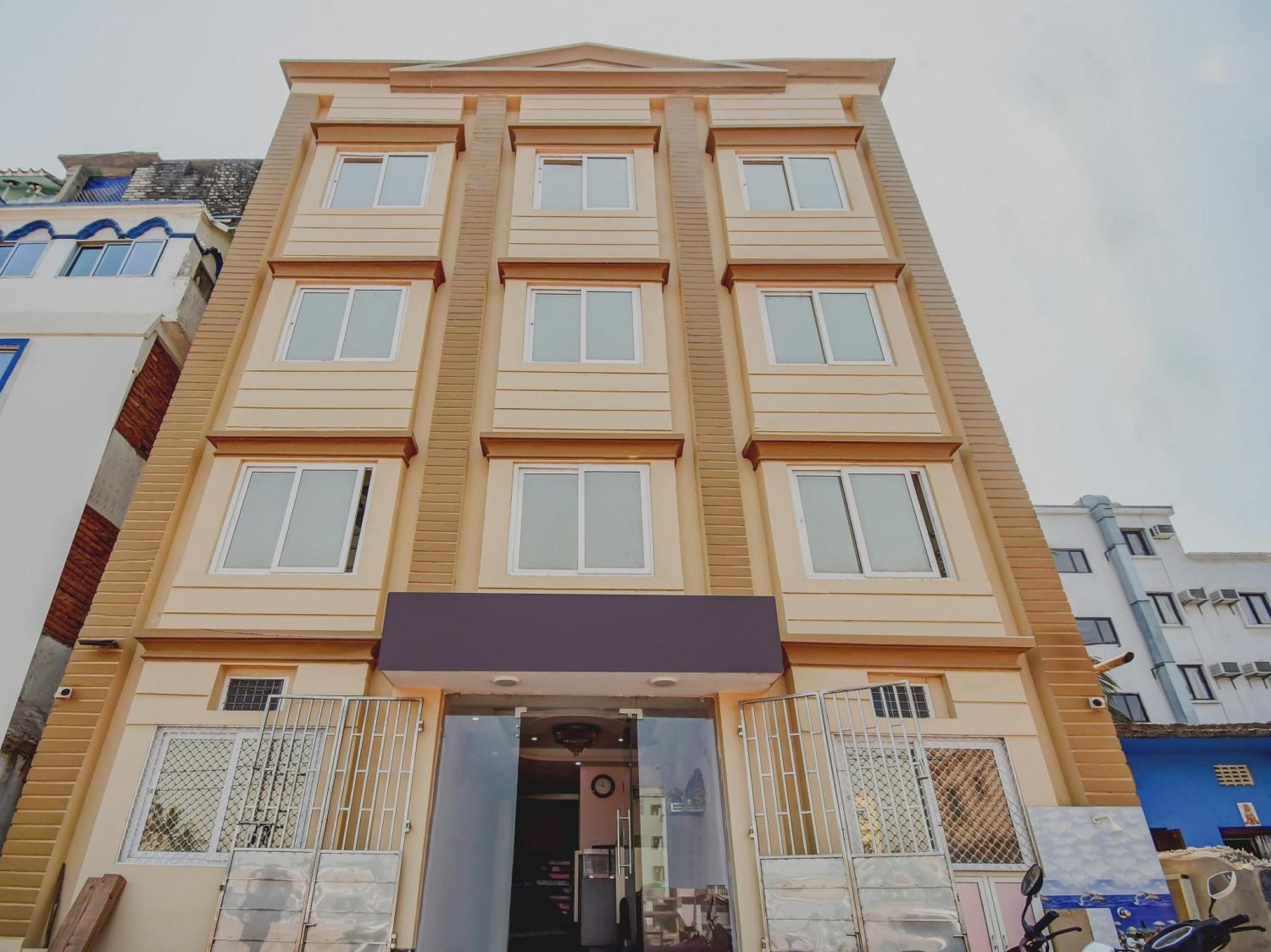 O Dev Bhumi Hotel